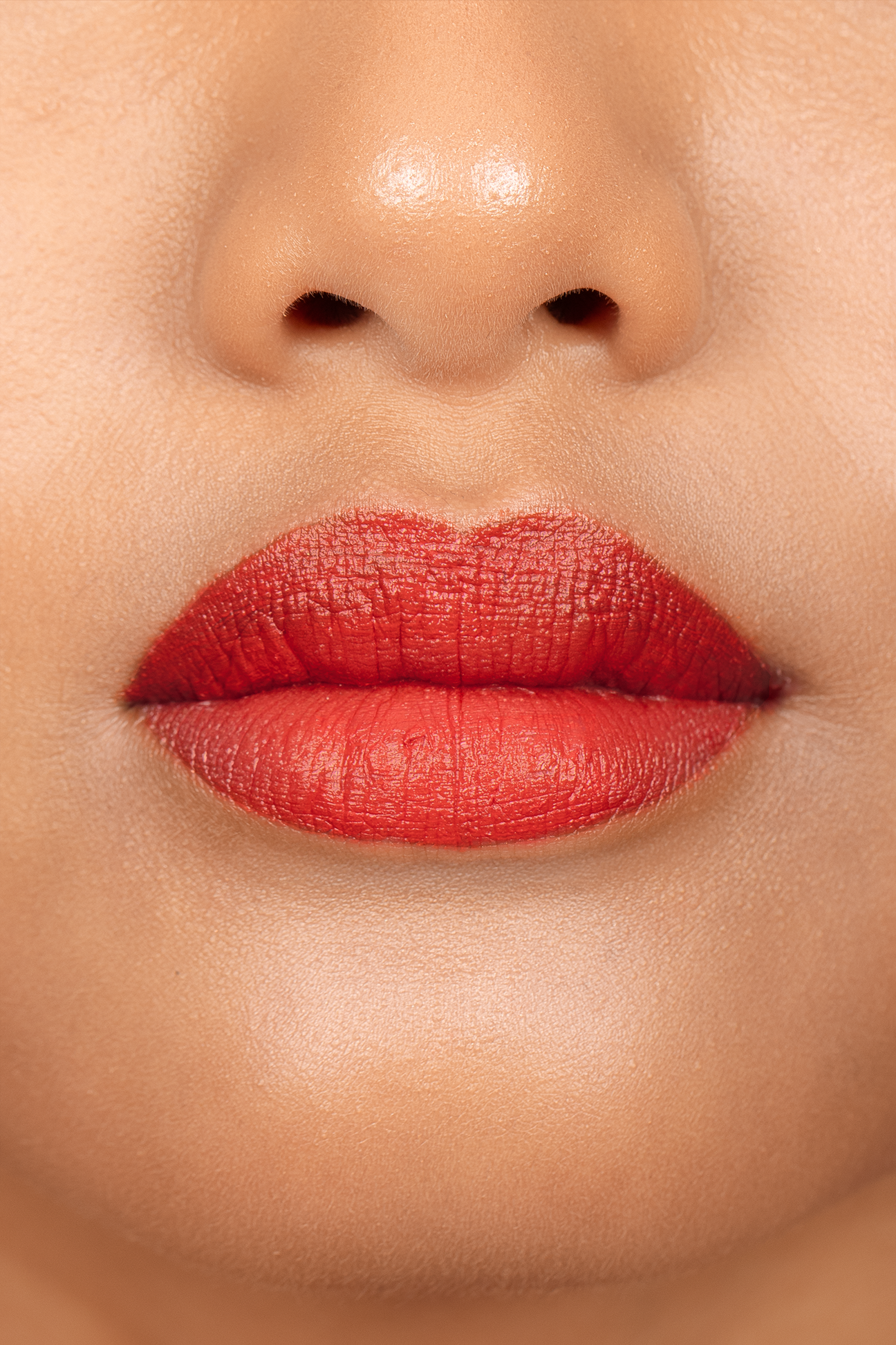 Andreia Lip Station Velvet Lipstick 02 Red Express 3,6 g - Image 3